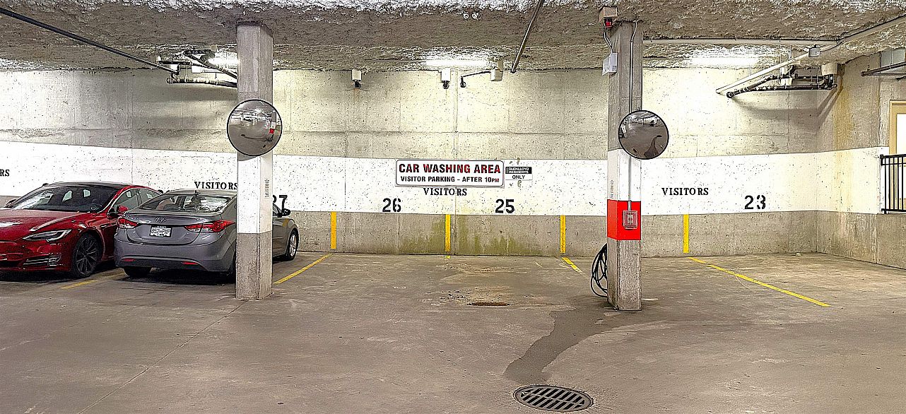 302 2388 Western Parkway