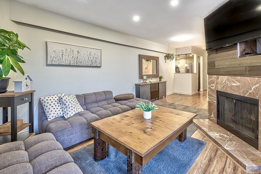 204 1082 W 8th Avenue