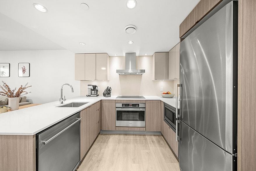 1201 1788 Columbia Street