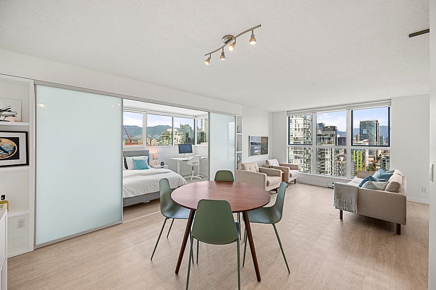 2004 1238 Seymour Street