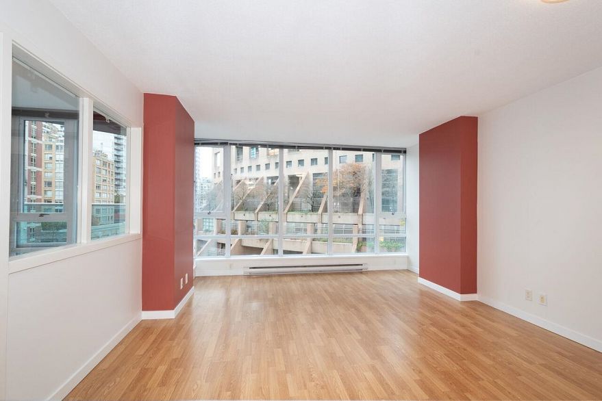 805 788 Hamilton Street