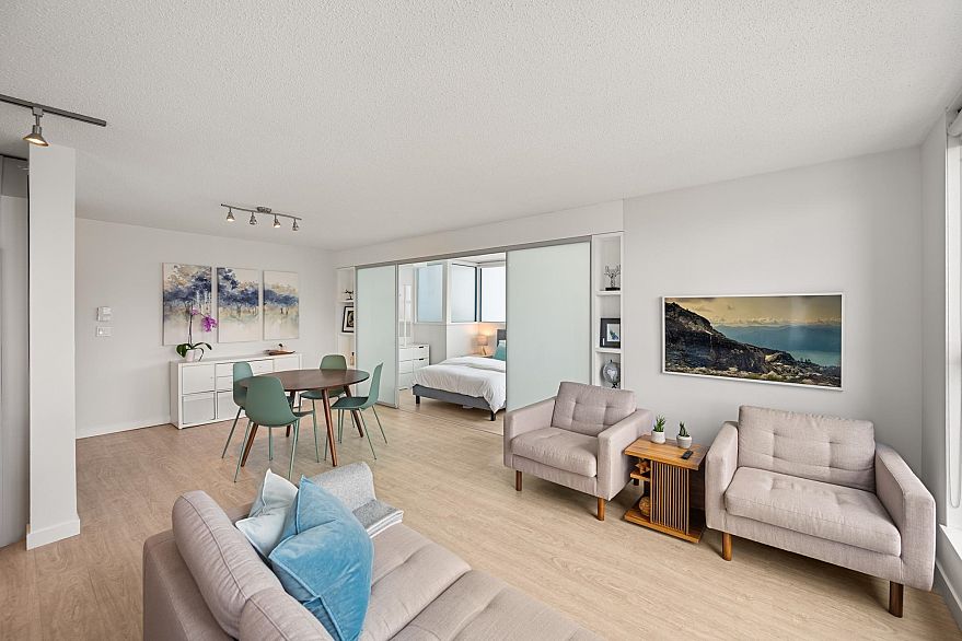 2004 1238 Seymour Street