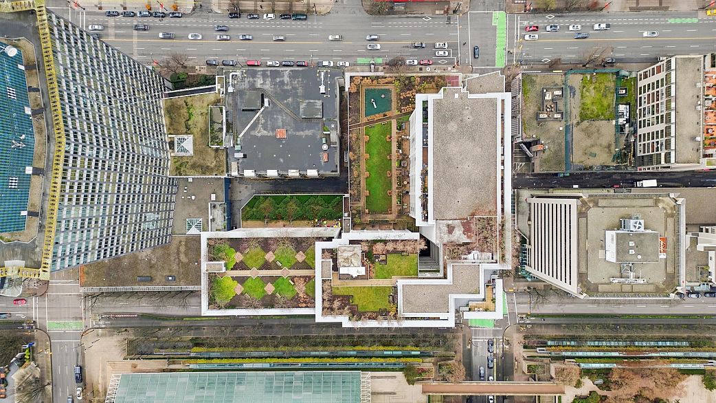 1908 938 Smithe Street