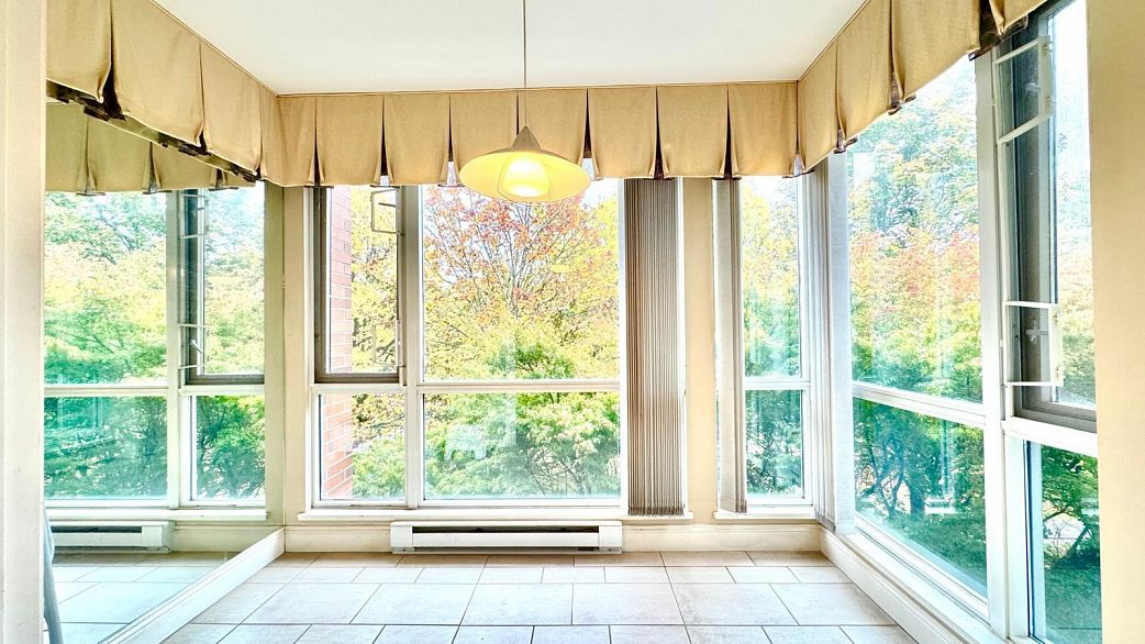 412 618 W 45th Avenue