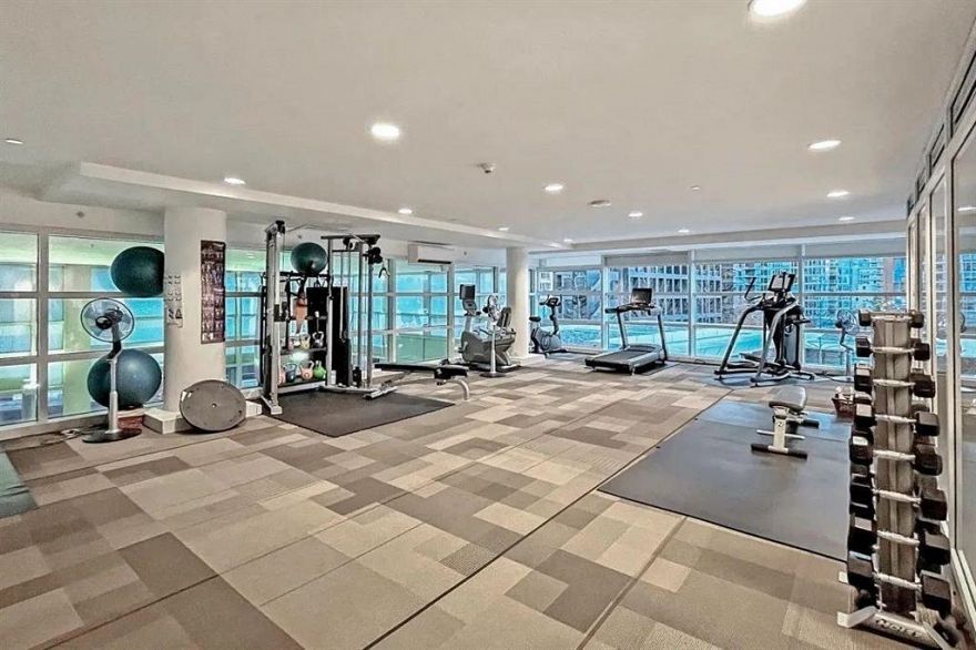 1001 1139 W Cordova Street