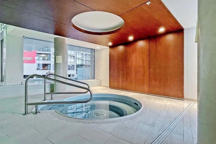 1001 1139 W Cordova Street