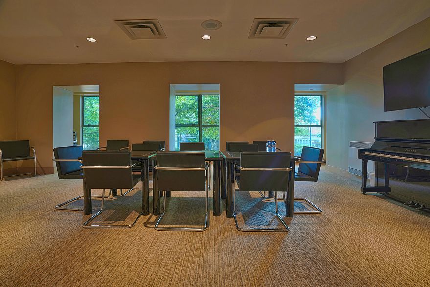 902 1888 Alberni Street