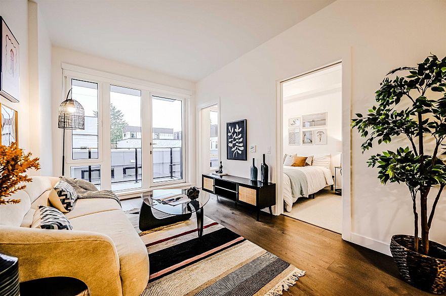 303 6859 Cambie Street