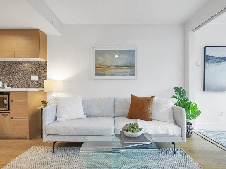 806 565 Smithe Street