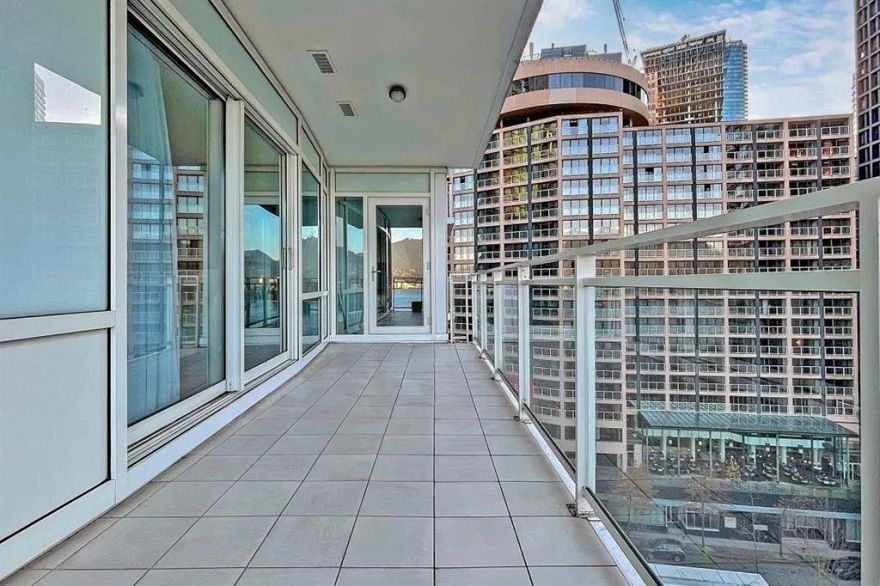 1001 1139 W Cordova Street