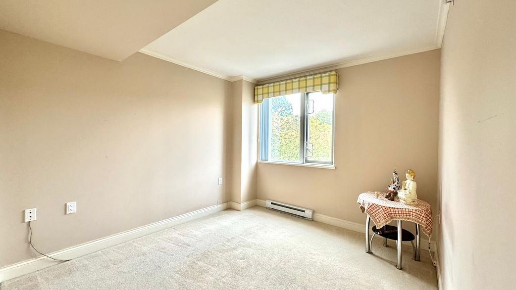 412 618 W 45th Avenue