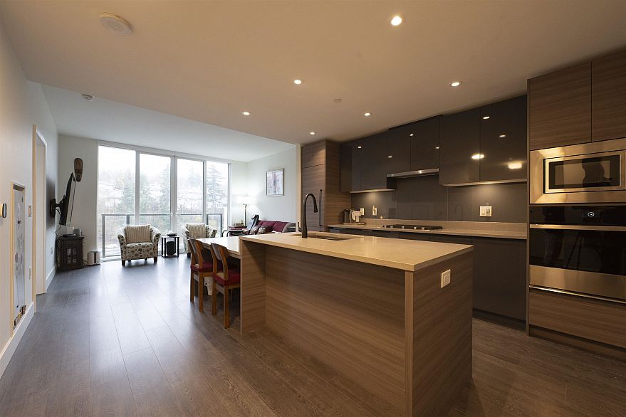 650 8575 Rivergrass Drive