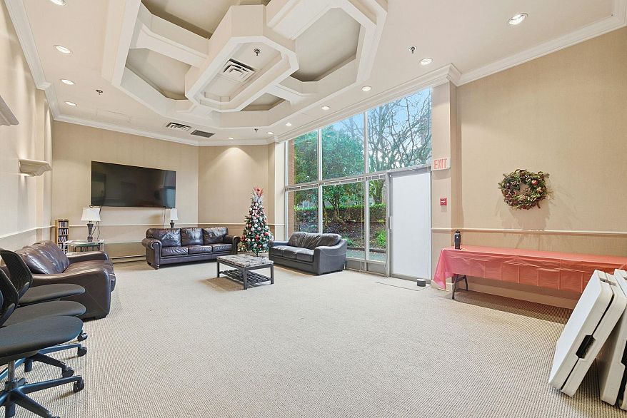 408 2201 Pine Street