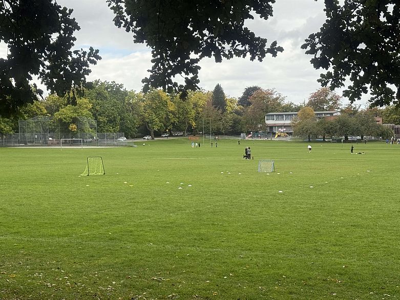 302 2688 Vine Street