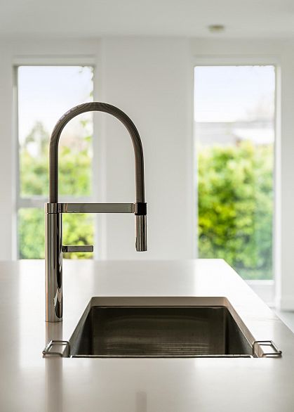 302 2888 Arbutus Street