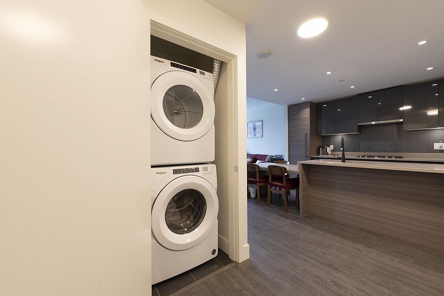 650 8575 Rivergrass Drive