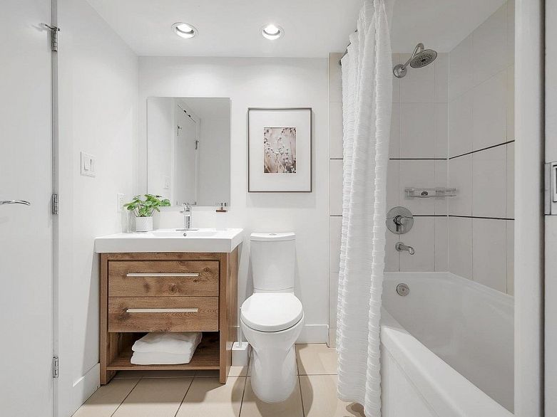 806 565 Smithe Street