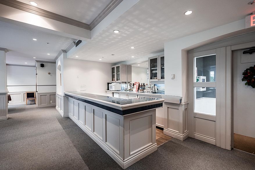 104 5835 Hampton Place