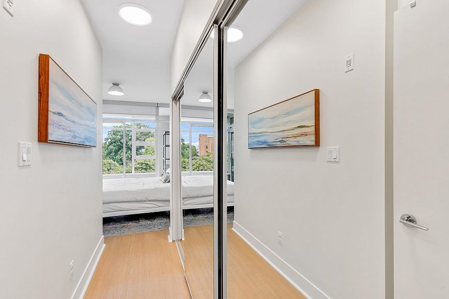 405 1808 W 1st Avenue