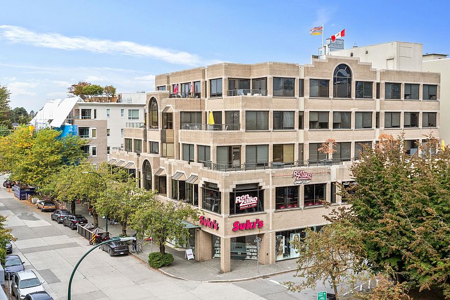 405 1808 W 1st Avenue