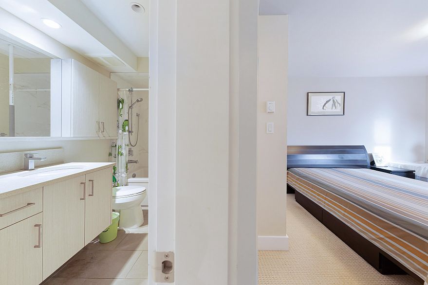 6030 Prince Edward Street