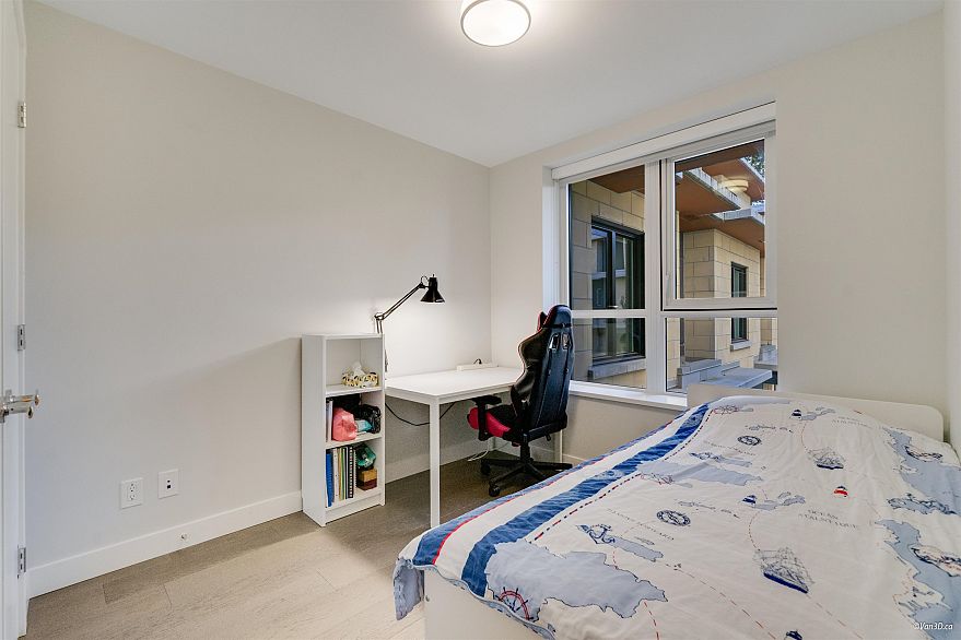 5336 University Boulevard