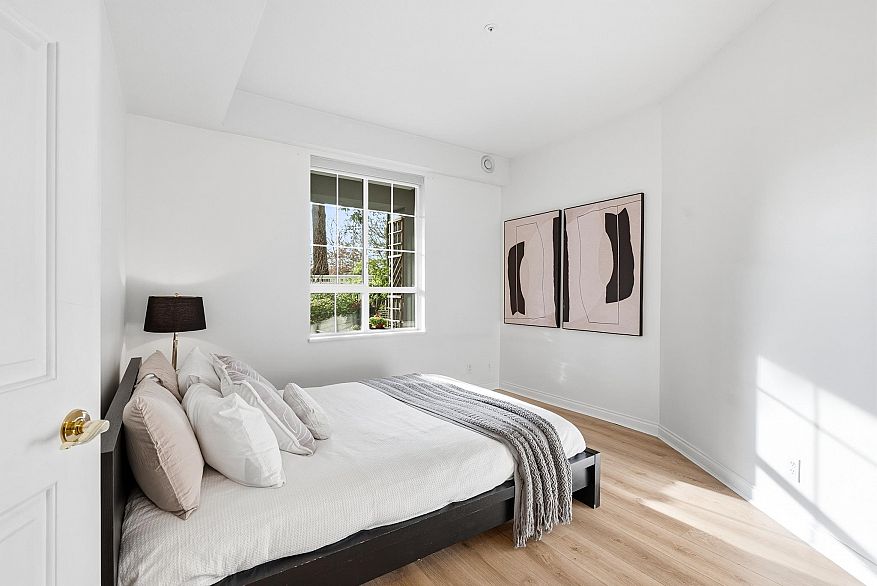 104 5835 Hampton Place