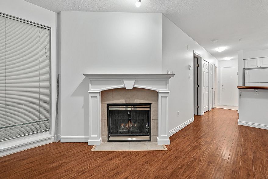 102 8989 Hudson Street