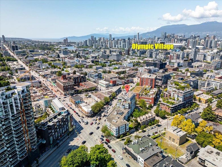 704 288 E 8th Avenue