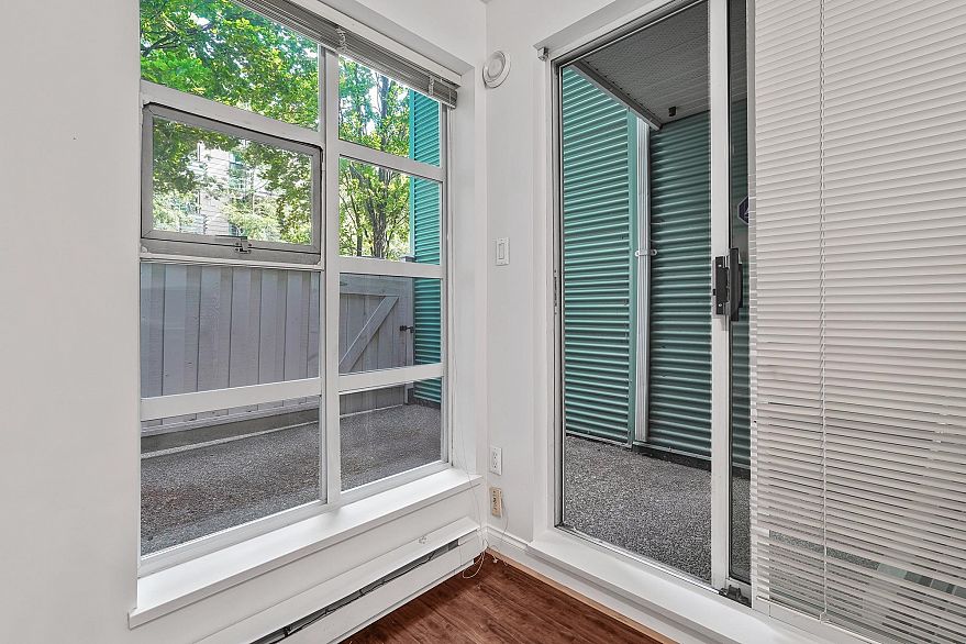 102 8989 Hudson Street