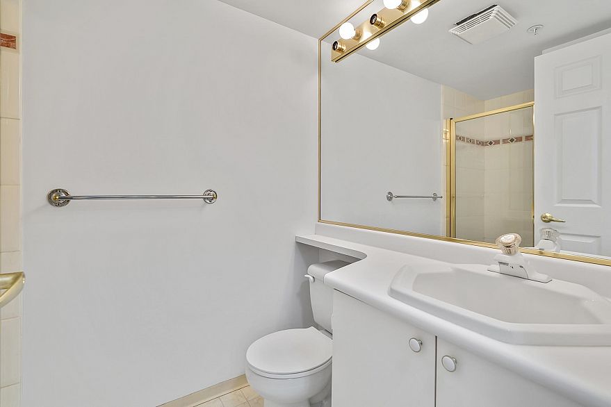 102 8989 Hudson Street