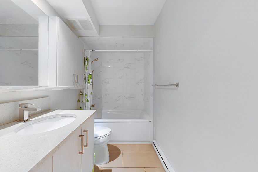 6030 Prince Edward Street