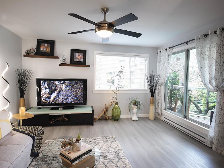 204 1550 Mariner Walk