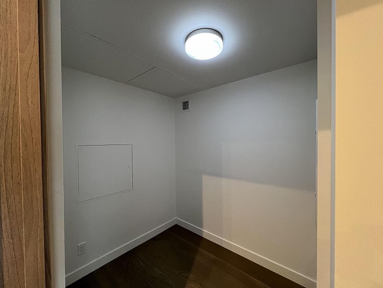 1252 38 SMITHE STREET, Vancouver BC V6B 0P4