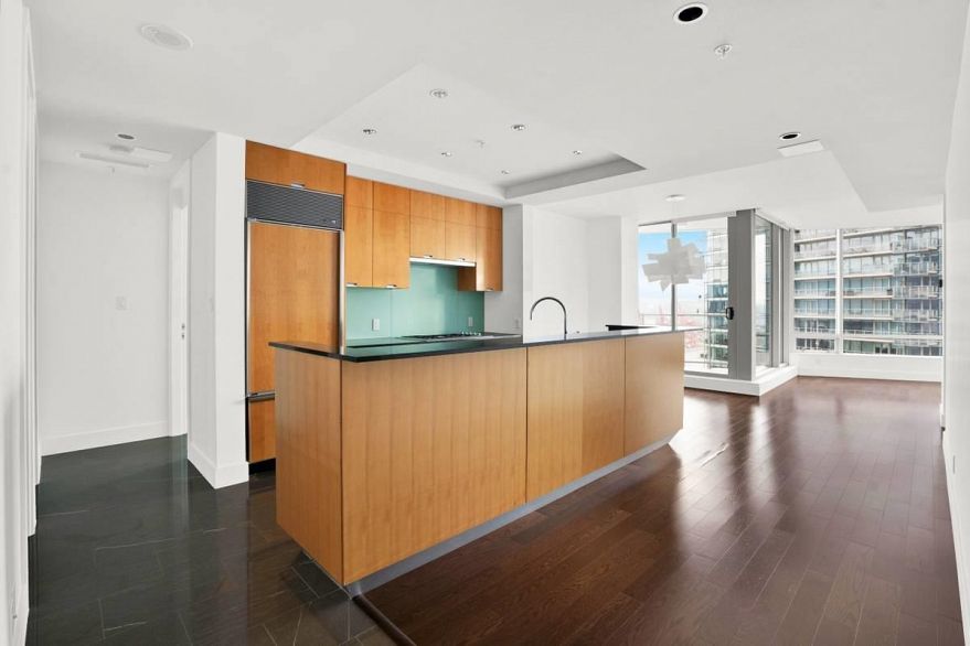 310X 1077 W CORDOVA STREET, Vancouver BC V6C 0B9