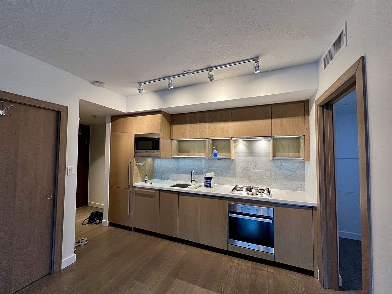 1252 38 SMITHE STREET, Vancouver BC V6B 0P4