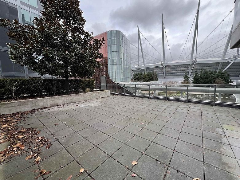 1252 38 SMITHE STREET, Vancouver BC V6B 0P4