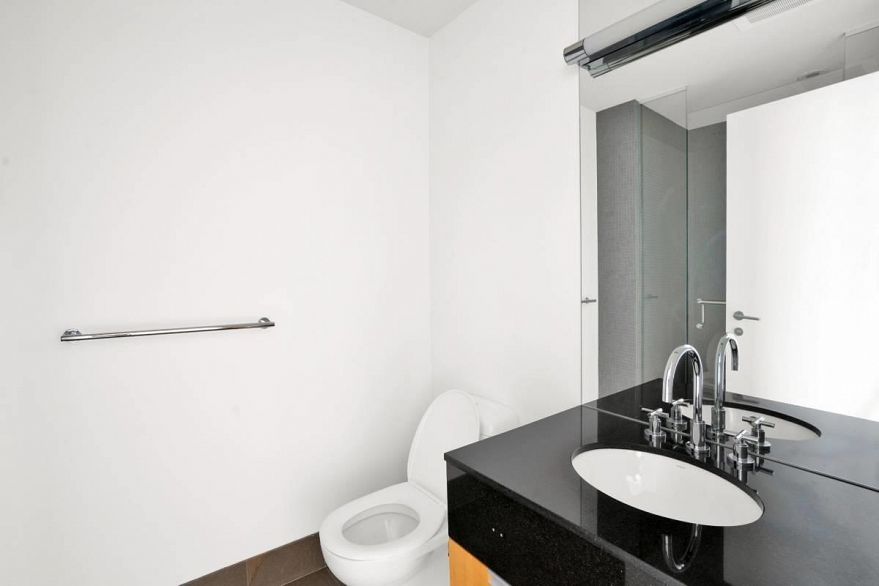 310X 1077 W CORDOVA STREET, Vancouver BC V6C 0B9