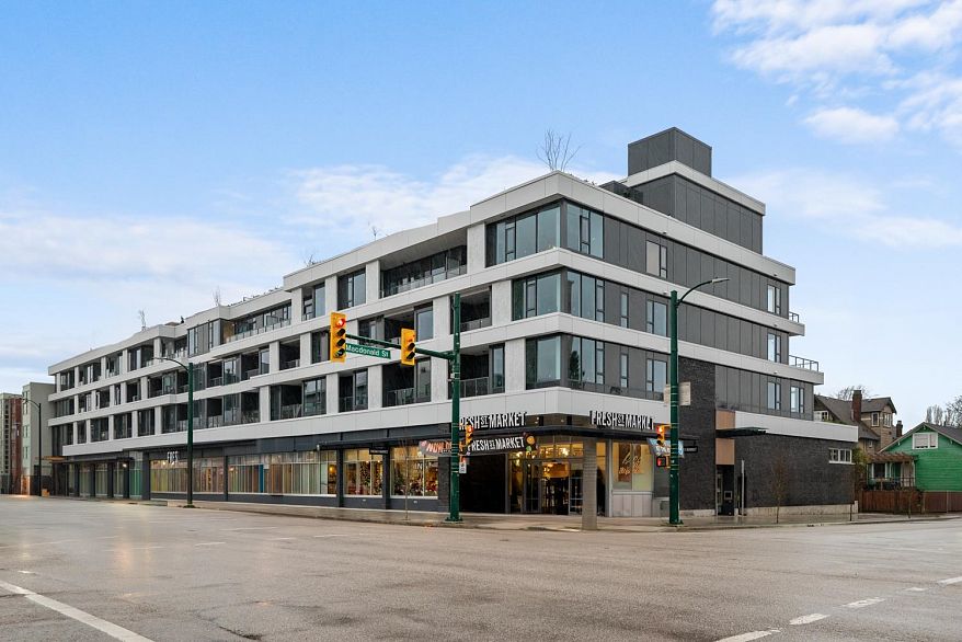 40X 1981 MACDONALD STREET, Vancouver BC V6K 1M7
