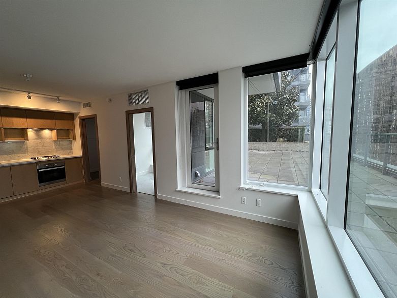 1252 38 SMITHE STREET, Vancouver BC V6B 0P4