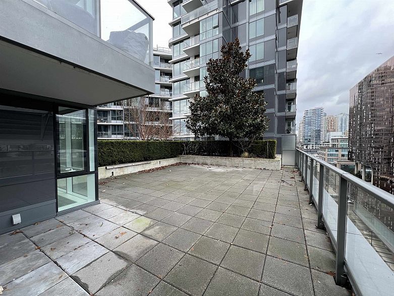 1252 38 SMITHE STREET, Vancouver BC V6B 0P4