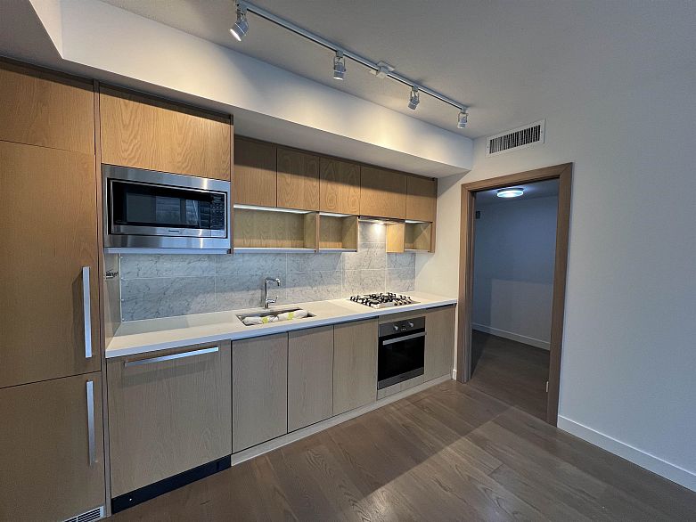 1252 38 SMITHE STREET, Vancouver BC V6B 0P4