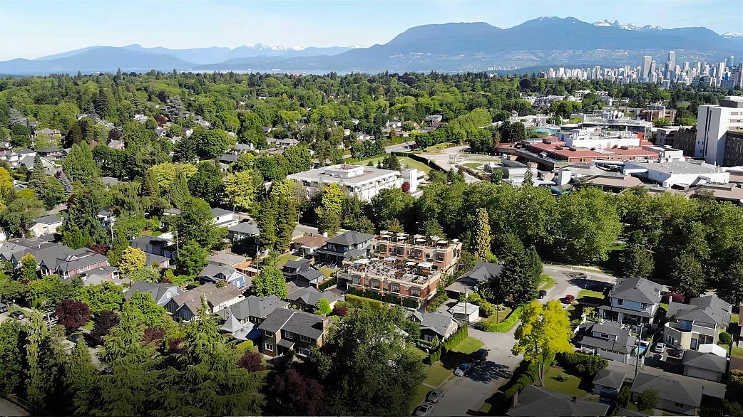 110 918 W 32nd Avenue