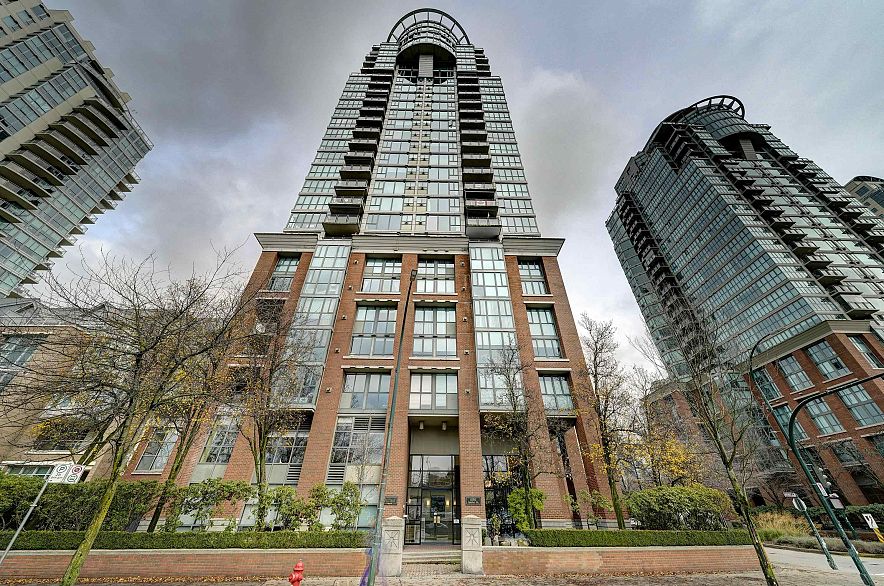 2504 1088 QUEBEC STREET, Vancouver BC V6A 4H2