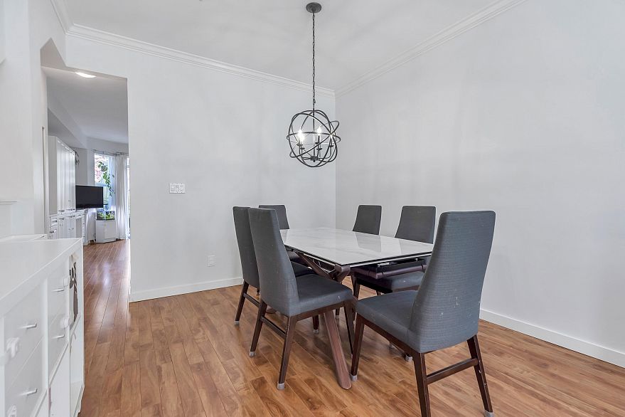 8533 Aquitania Place