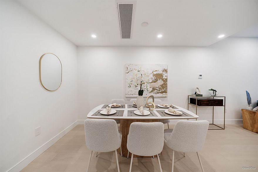 110 918 W 32nd Avenue