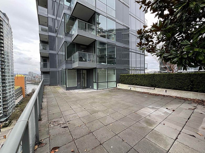 1252 38 SMITHE STREET, Vancouver BC V6B 0P4