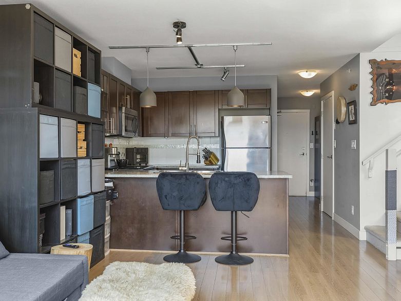 PH20 2150 E Hastings Street