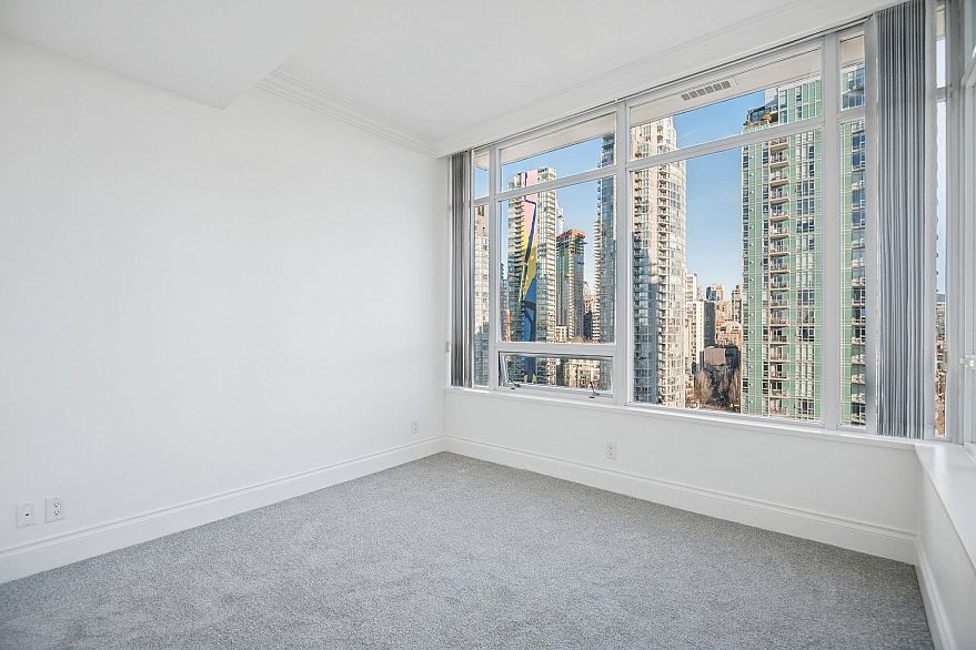 1903 1515 Homer Mews