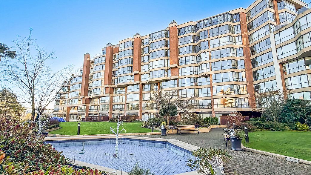 109 1490 Pennyfarthing Drive